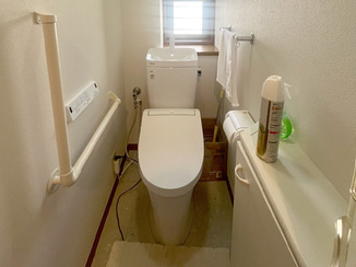 トイレリフォーム 内装も一新！清潔感のあるレストルーム＆快適な使い心地の浴室水栓